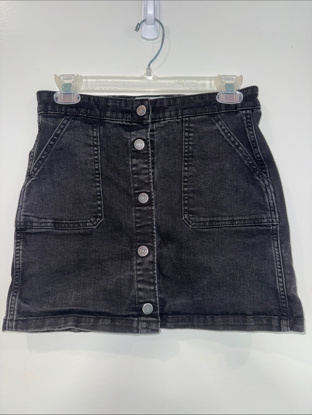 Old Navy Kids Black Snap-Front Skirt, 14